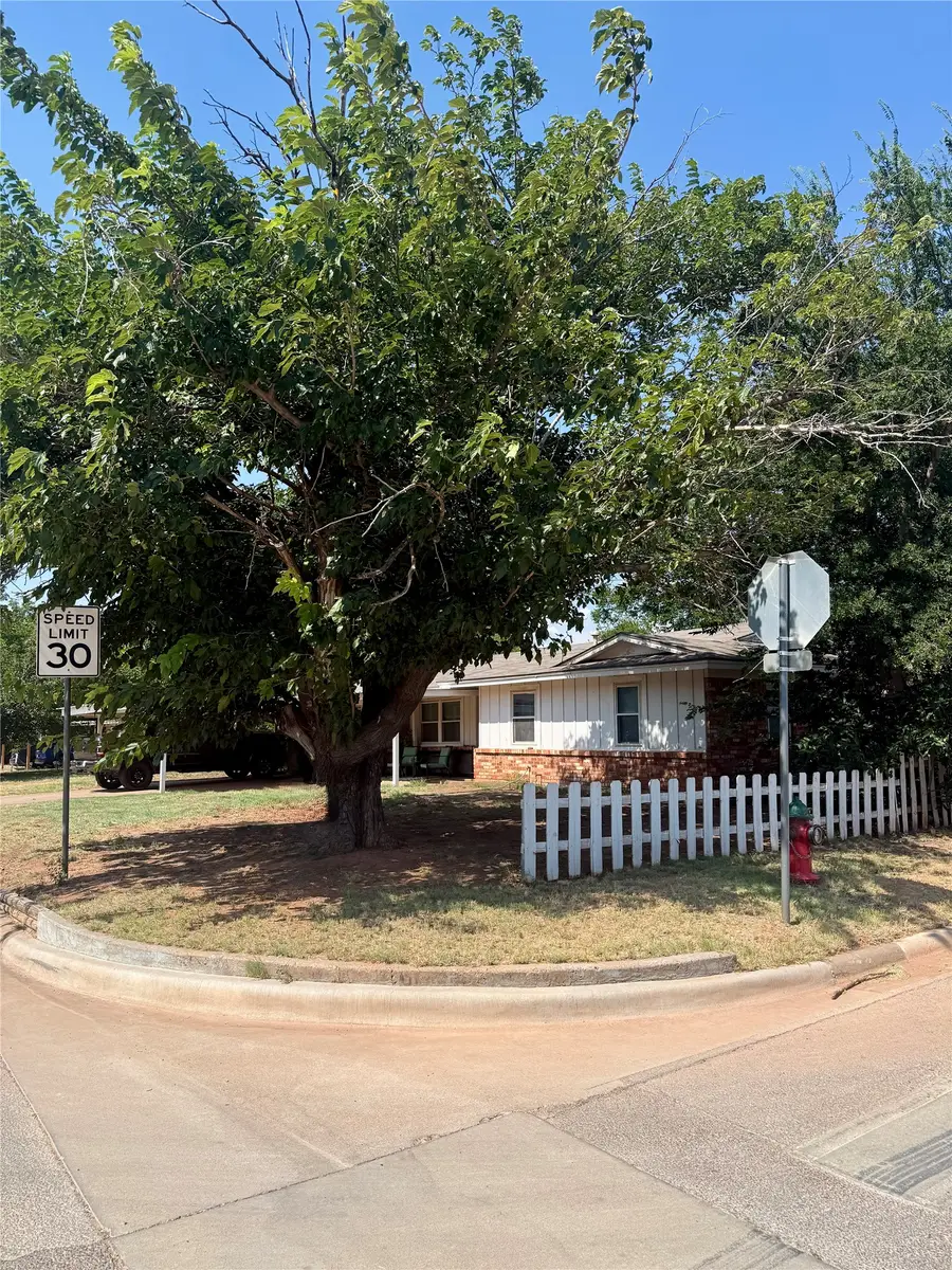 1401 Glendale Drive, Abilene, TX 79603 - #3