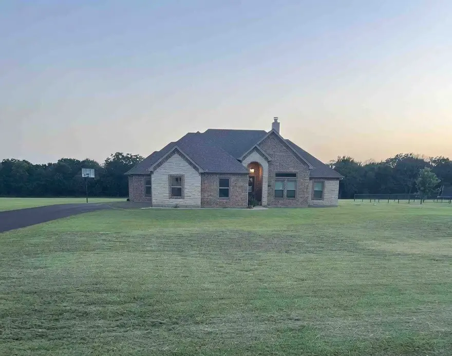 6120 County Road 401, Grandview, TX 76050 - #1