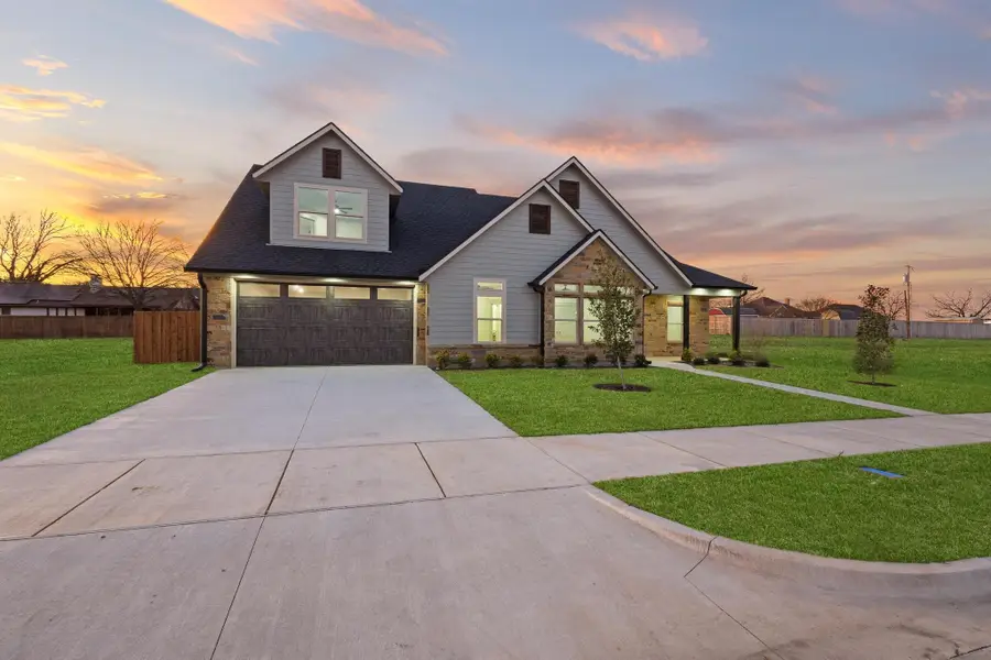 512 Bandera Drive, Howe, TX 75459 - #2