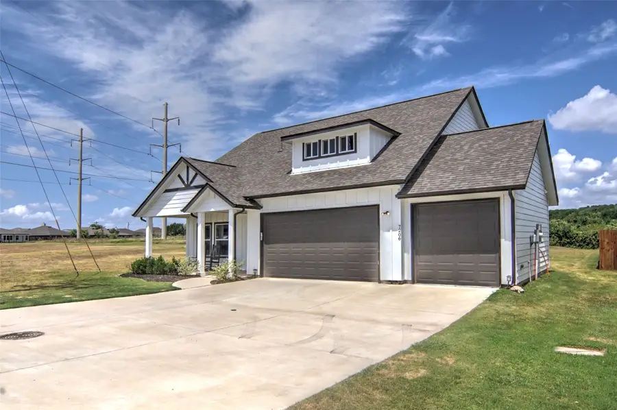 7206 Treaty Oaks Boulevard, Granbury, TX 76048 - #3