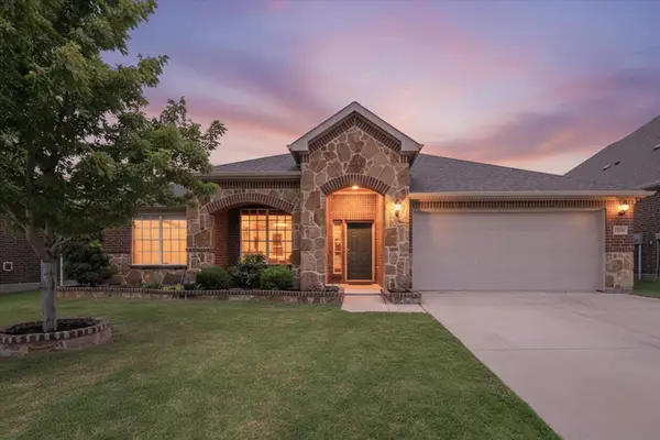 7304 Lowline Drive, Fort Worth, TX 76131