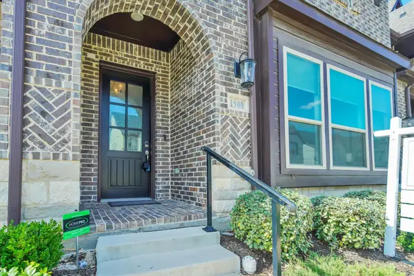 1900 Melinda Ln., Farmers Branch, TX 75234