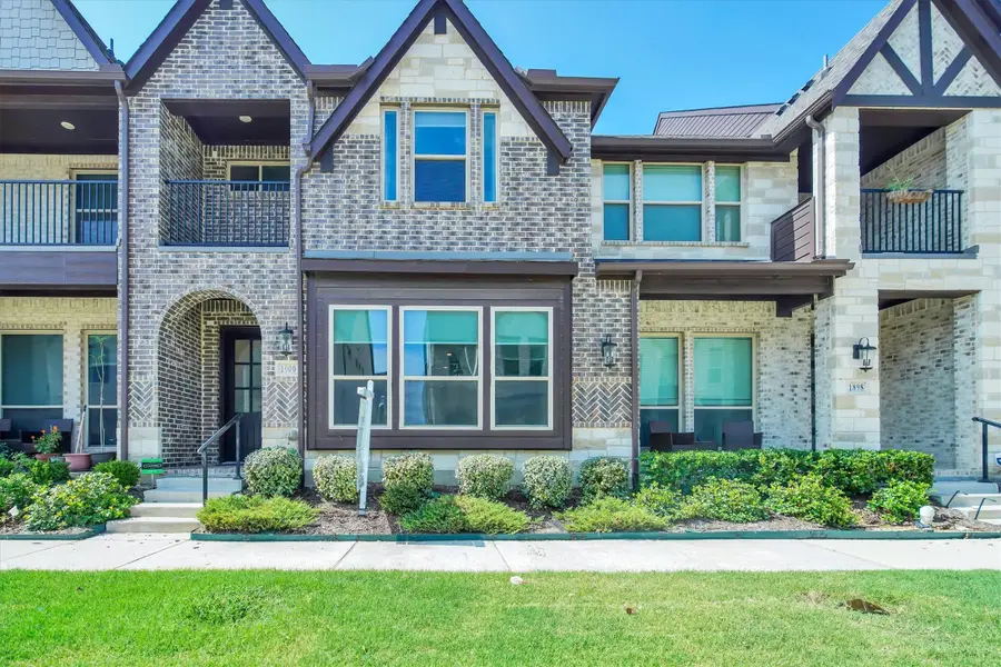 1900 Melinda Ln., Farmers Branch, TX 75234 - #2