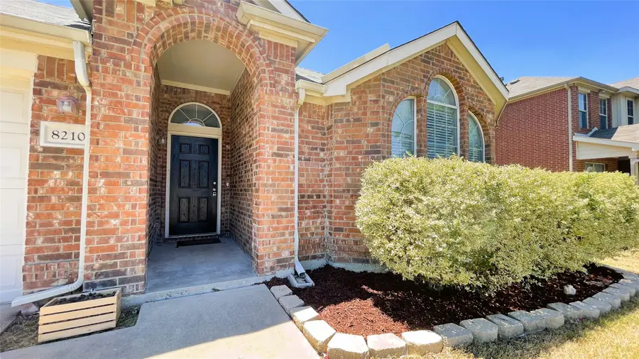 8210 Mossberg Drive, Arlington, TX 76002 - #2