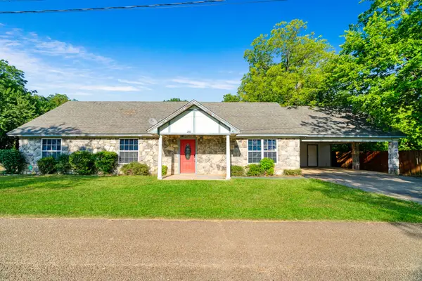 107 S 10, Hugo, OK 74743