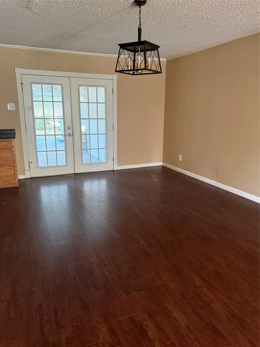 107 SE Harris Street, Burleson, TX 76028 - #3
