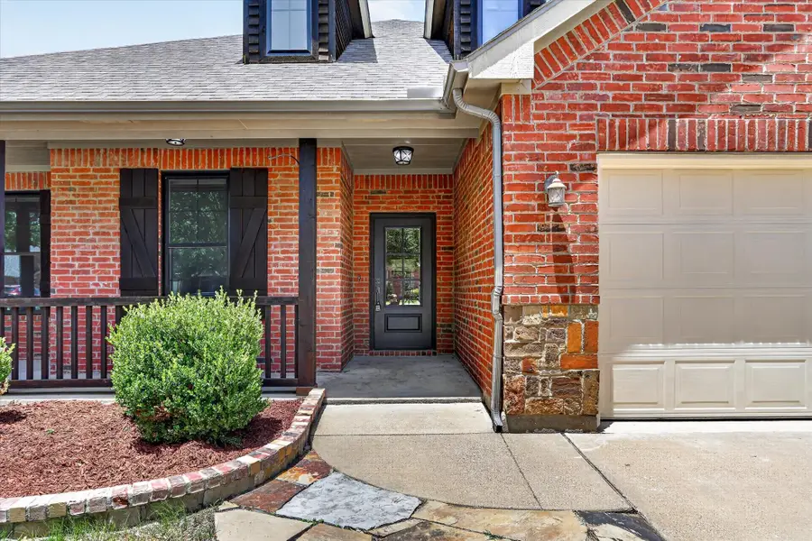 504 Castlebrook Court, Saginaw, TX 76179 - #2