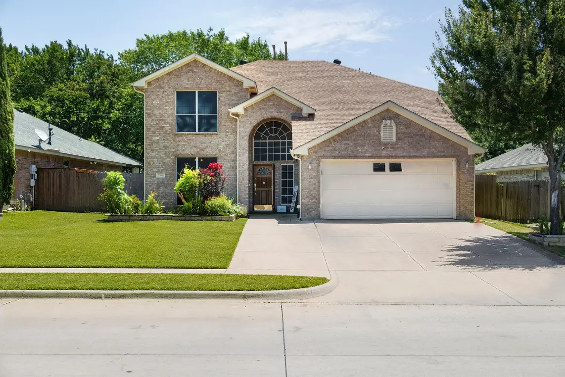 3348 Autumn View Drive, Grand Prairie, TX 75050 - #1