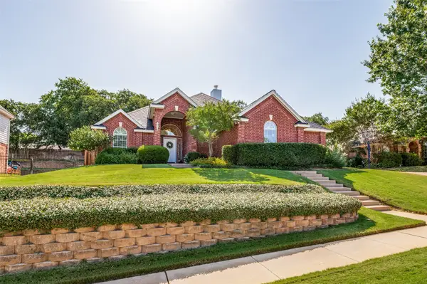 3921 Parker Oaks Drive, Arlington, TX 76016