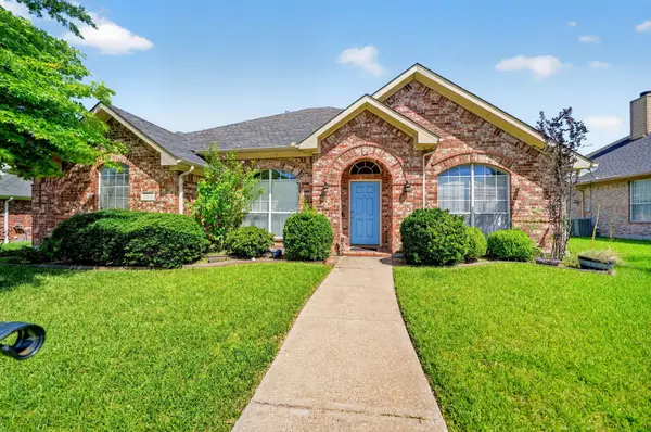 2713 Planetree Drive, Rowlett, TX 75089