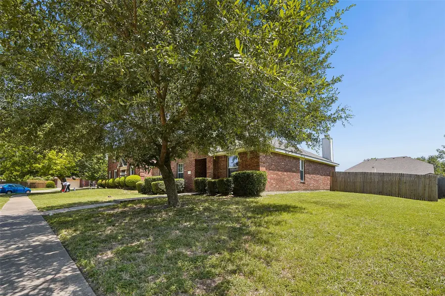 205 Rosewood Court, Red Oak, TX 75154 - #2