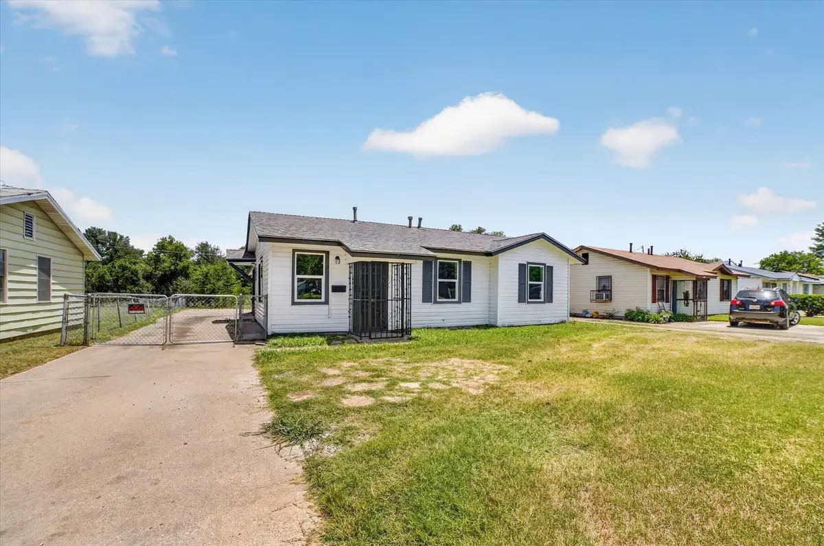5137 E Berry Street, Fort Worth, TX 76119 - #1