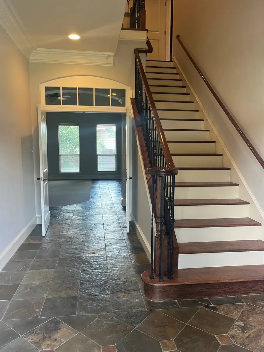 806 Cobblestone Court, Cedar Hill, TX 75104 - #2