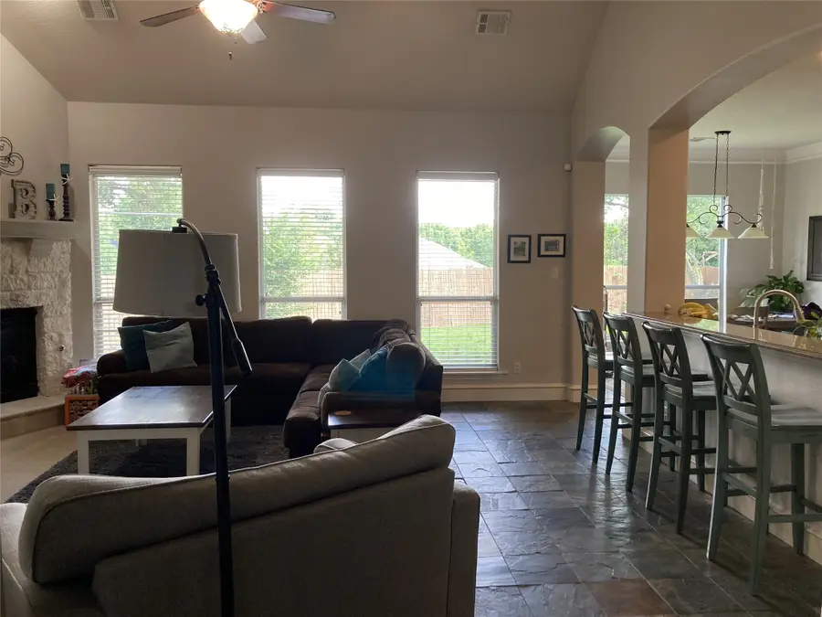 806 Cobblestone Court, Cedar Hill, TX 75104 - #3