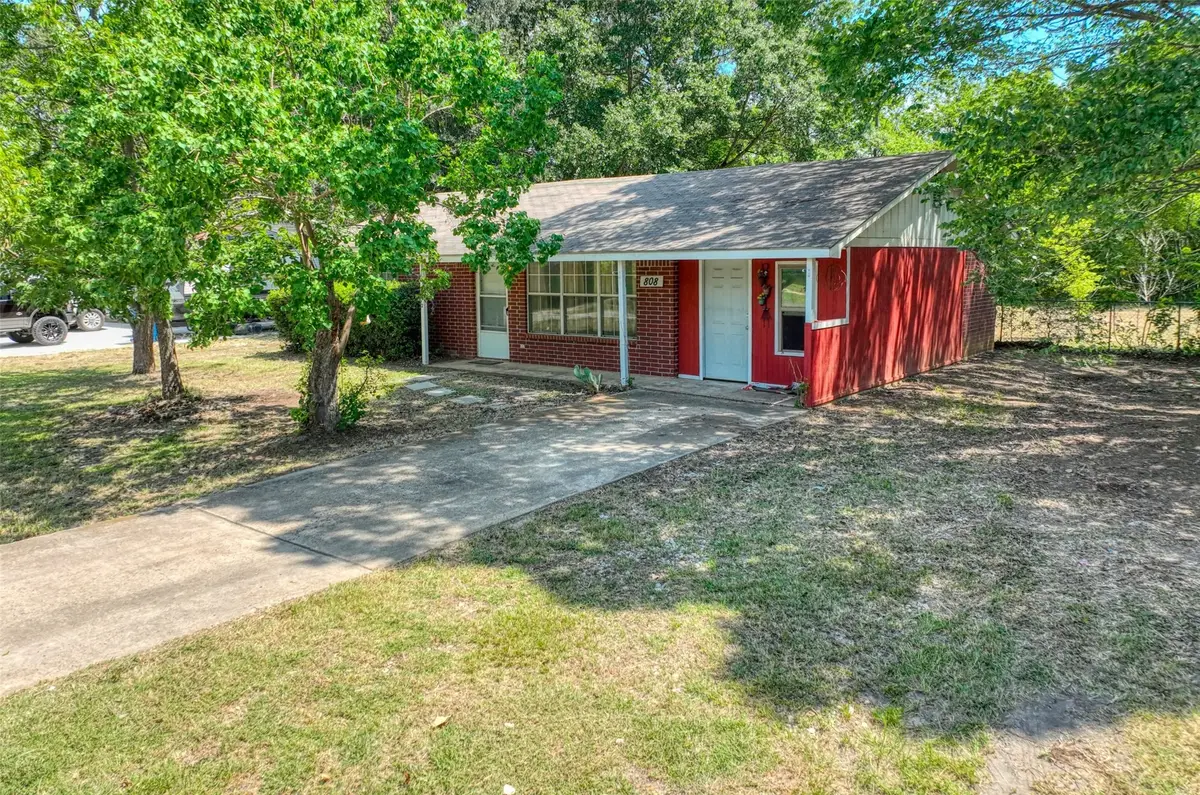 808 N Wright Avenue, Kerens, TX 75144 - #1