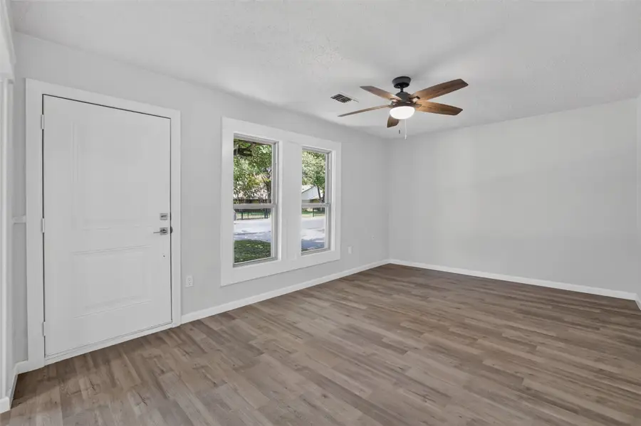 924 Nolte Drive, Dallas, TX 75208 - #3