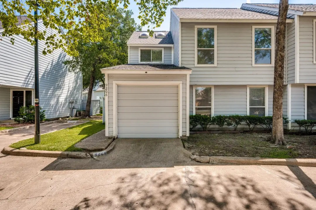 9206 Rodeo Drive, Irving, TX 75063 - #1