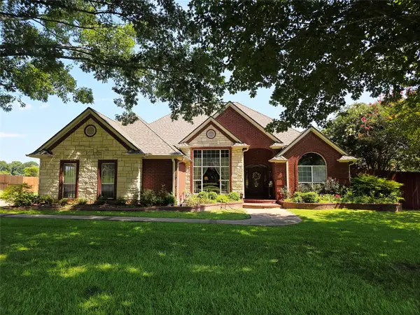 126 E Post Oak, Frankston, TX 75763
