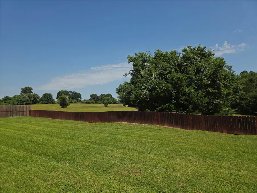 126 E Post Oak, Frankston, TX 75763 - #3