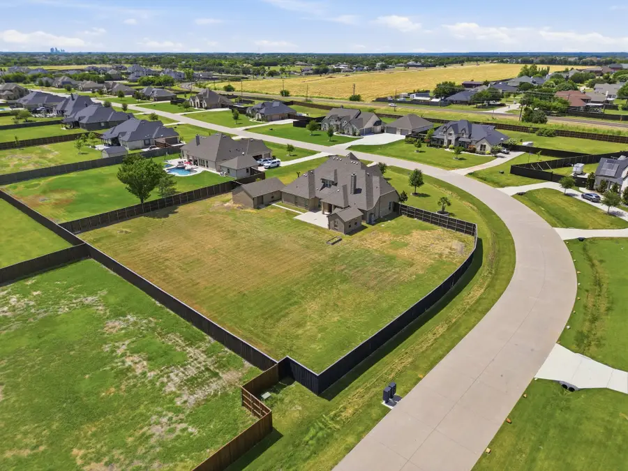 8260 Faithful Drive, Waxahachie, TX 75167 - #2