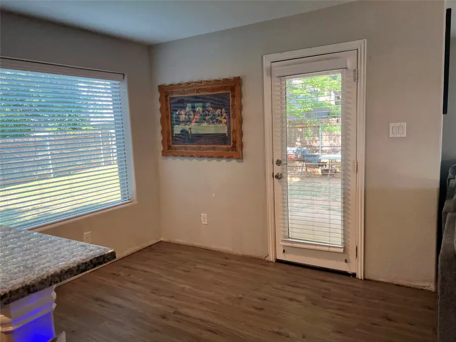 511 W Cotter Avenue, Alvarado, TX 76009 - #3