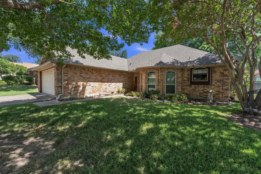 6712 N Park Drive, North Richland Hills, TX 76182 - #2