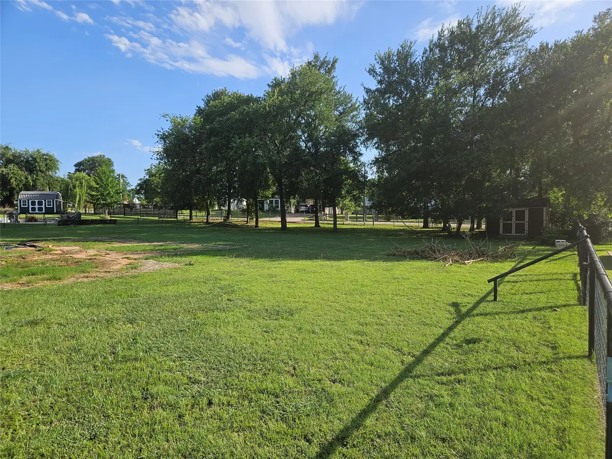 102 Heritage Place, Glen Rose, TX 76043 - #1