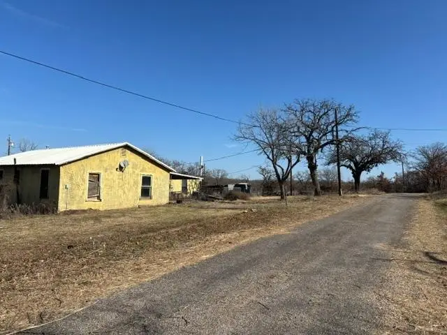 501 E 19th Street, Cisco, TX 76437 - #2