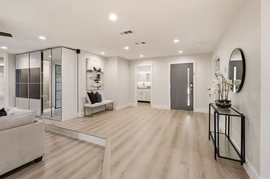 2105 Inverness Drive, Arlington, TX 76012 - #3