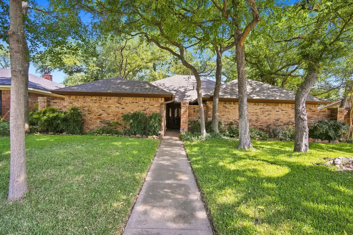 4307 Churchwood Drive, Arlington, TX 76016 - #1