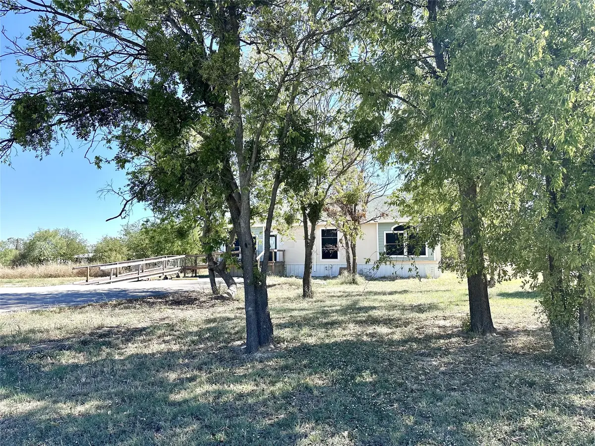 501 Peyton St, Baird, TX 79504 - #1