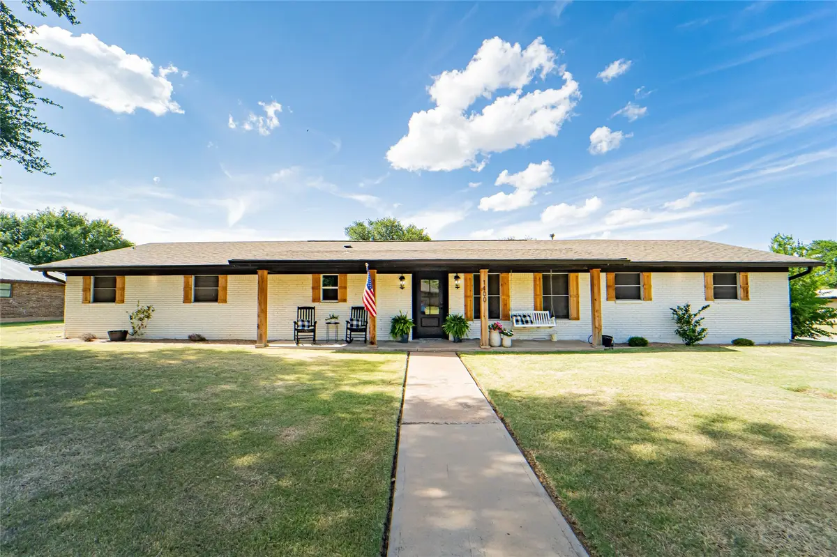 1400 Sycamore Street, Breckenridge, TX 76424 - #1