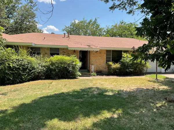 6201 Rocky Point Trail, Lake Worth, TX 76135