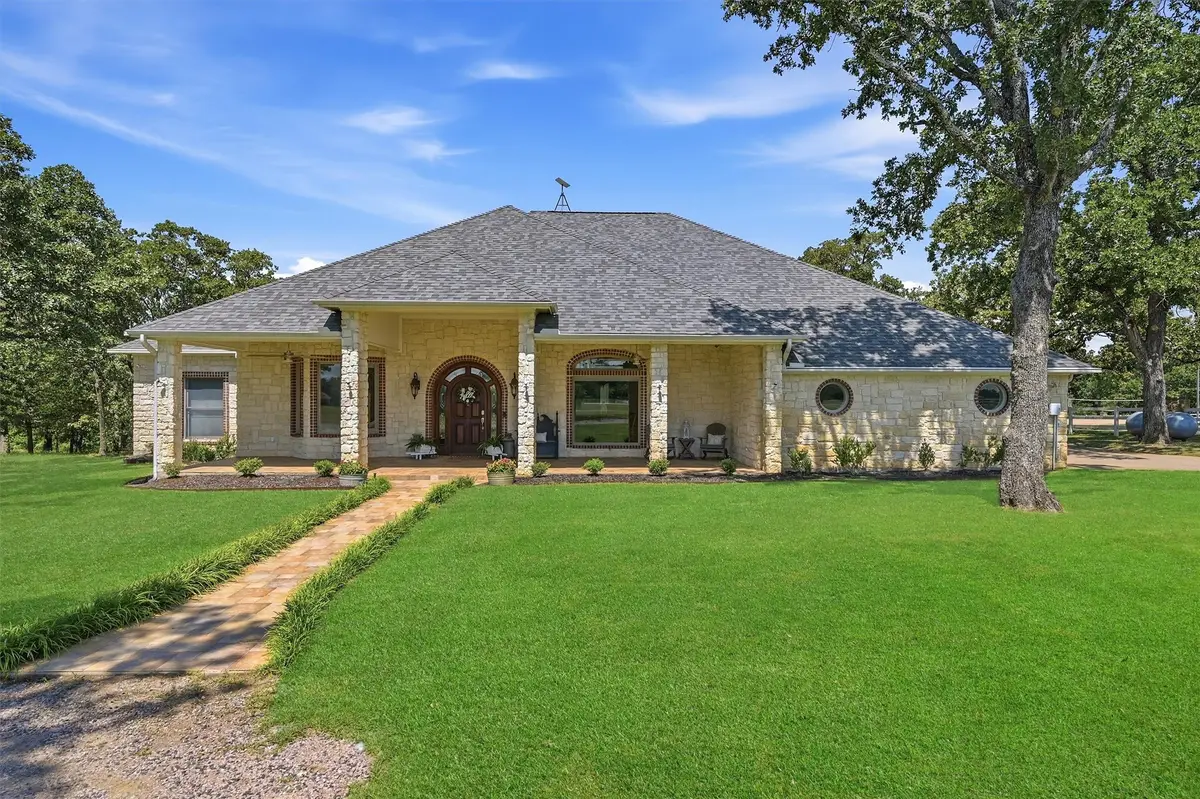 171 Briar Creek Road, Whitesboro, TX 76273 - #1