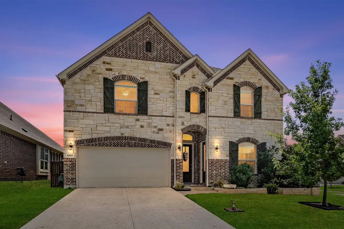 5200 Bradford Green Trail, Flower Mound, TX 75028 - #1