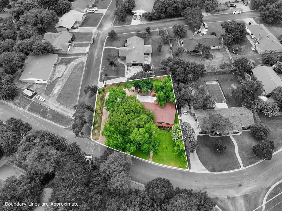 9700 Brookwood Circle, Woodway, TX 76712 - #1