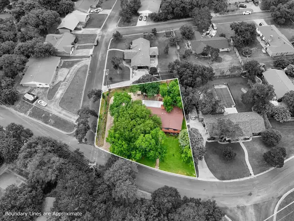 9700 Brookwood Circle, Woodway, TX 76712