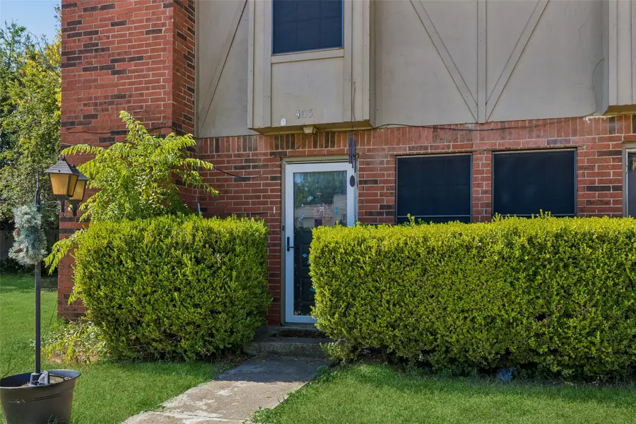 405 Cambridge Drive, Saginaw, TX 76179 - #2