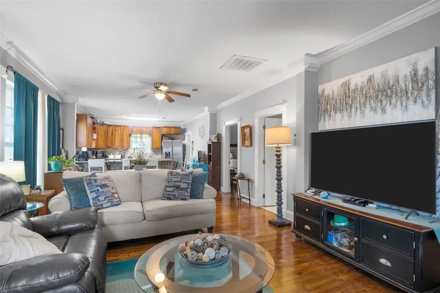 2700 Cole Avenue, Waco, TX 76707 - #3