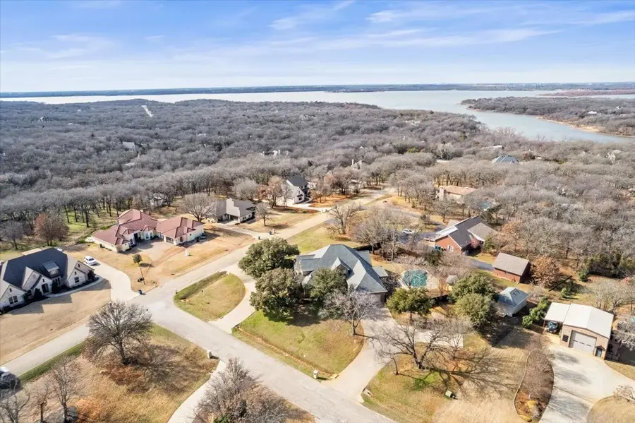 900 Amethyst Drive, Oak Point, TX 75068 - #2