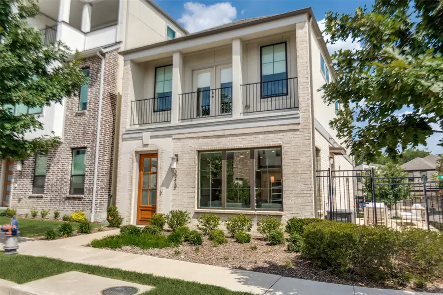 8218 Manoa Drive, Dallas, TX 75231 - #2