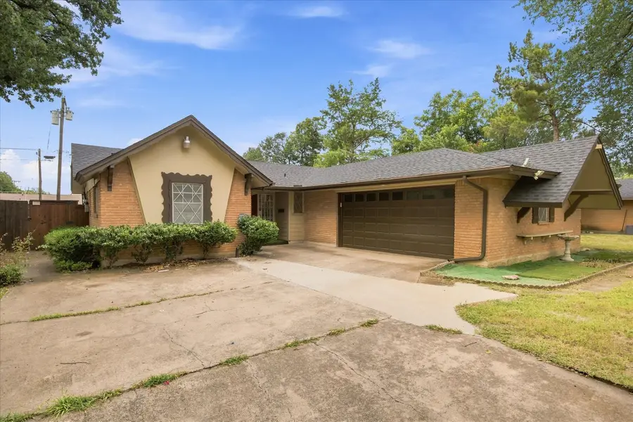 2210 Fairfax Drive, Irving, TX 75060 - #2