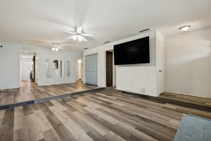 9650 Bryson Drive, Dallas, TX 75238 - #2