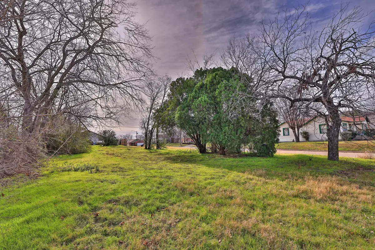 5437 Houghton Avenue, Fort Worth, TX 76107 - #1