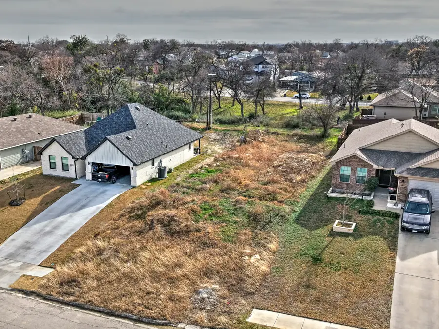 5421 Geddes Avenue, Fort Worth, TX 76107 - #2