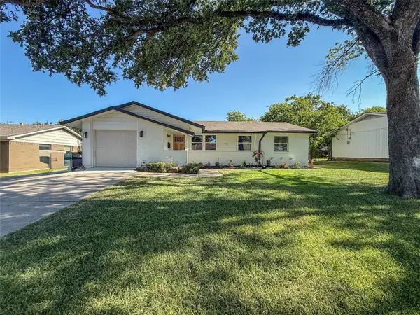 3061 Old North Road, Farmers Branch, TX 75234