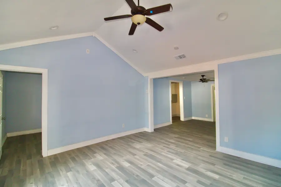 1206 S Edgefield Avenue, Dallas, TX 75208 - #3