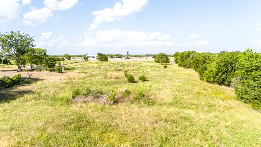 1040 NW Mckinney Street, Rice, TX 75155 - #3