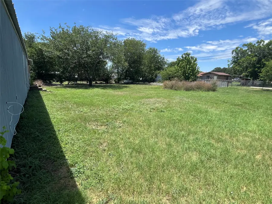 518 Eagle Street, Dublin, TX 76446 - #3