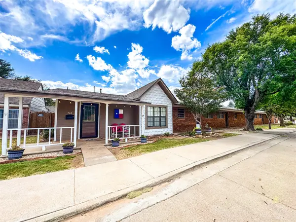 705 N Avenue E #2, Haskell, TX 79521